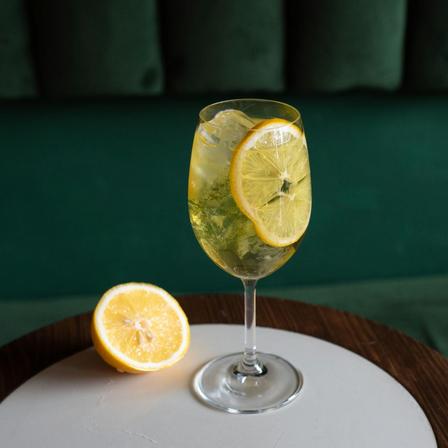 Cocktails 2 for 1
